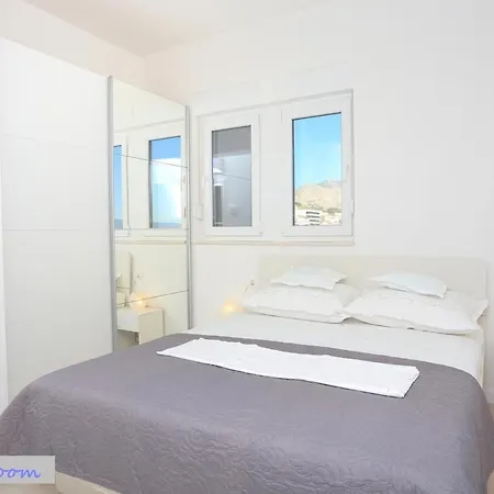 The Penthouse Apartment, First Row By The Sea, House Ana *