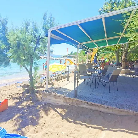 The Penthouse Apartment, First Row By The Sea, House Ana Apartment Duce